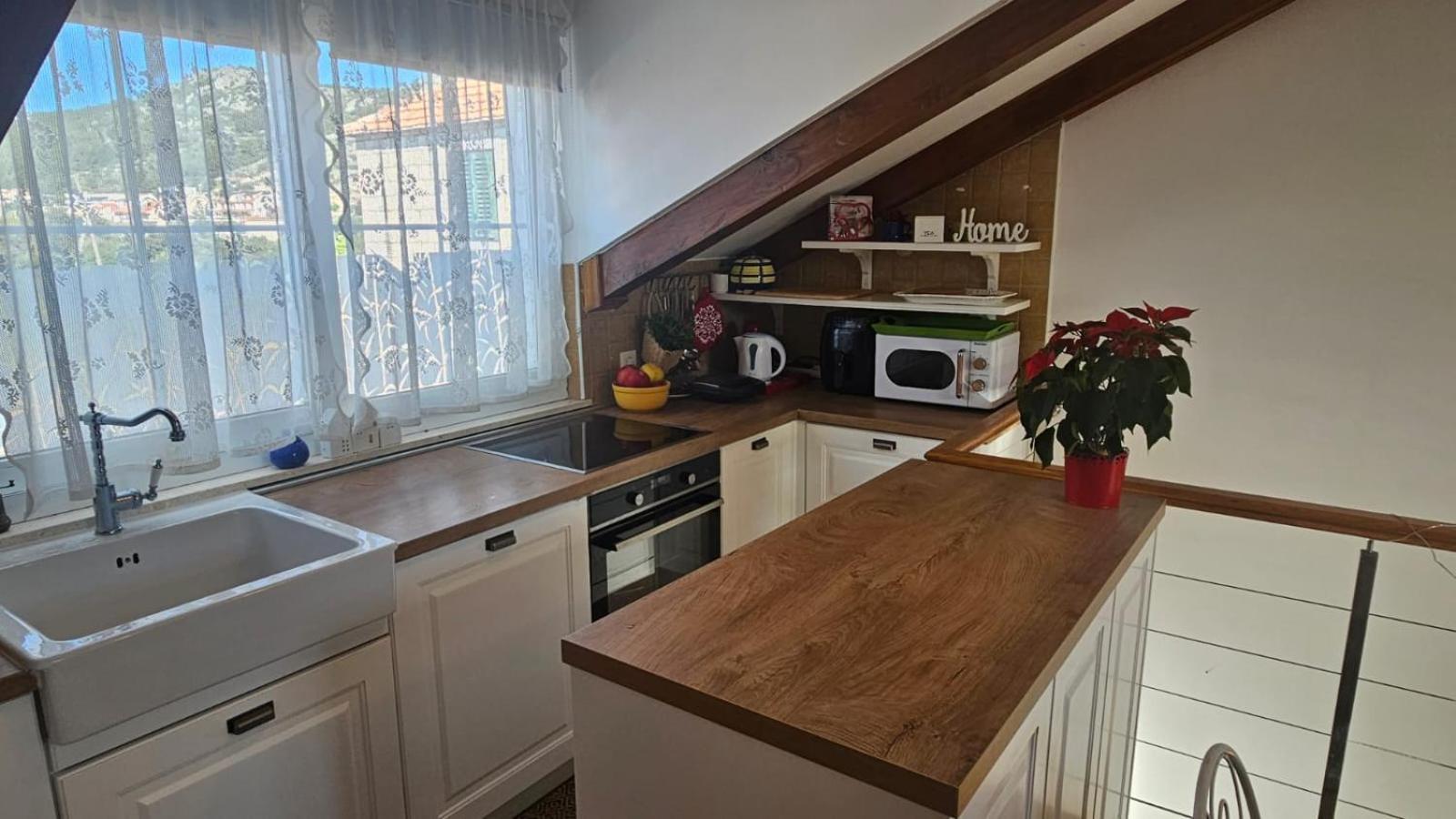 Viktorija Apartments Seget Vranjica Eksteriør bilde