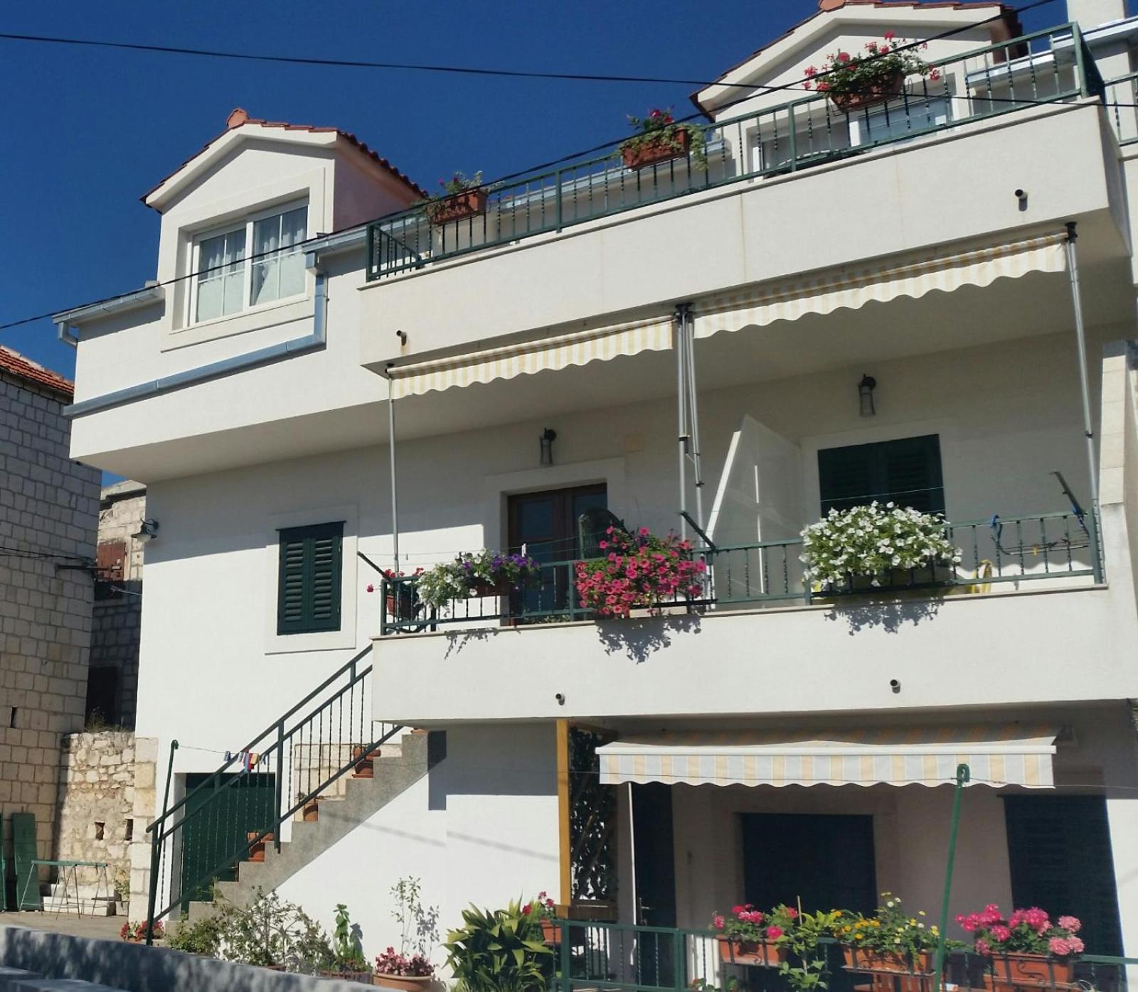 Viktorija Apartments Seget Vranjica Eksteriør bilde